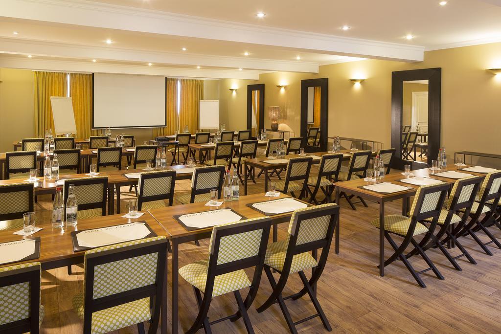 Hotel De France Angerville  Bagian luar foto